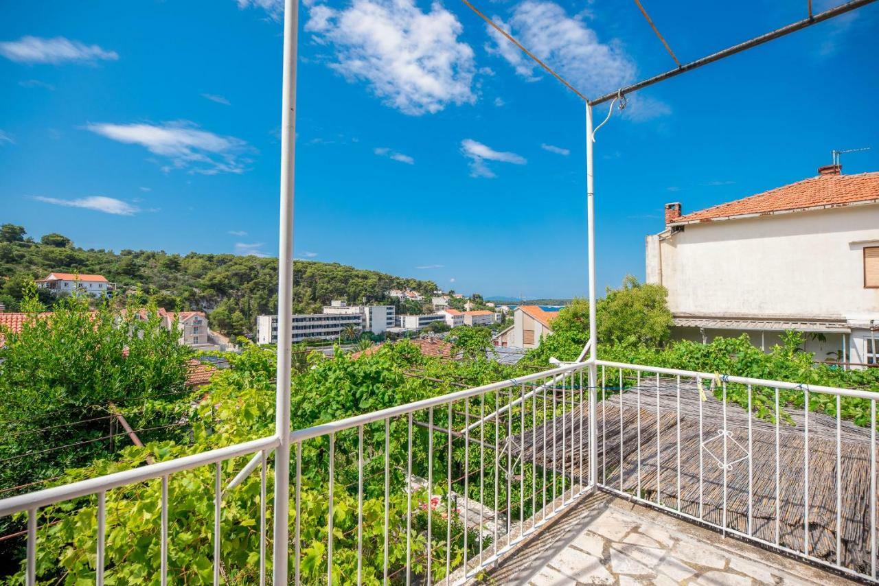 Cozy New Flat For 2 Or 3 *